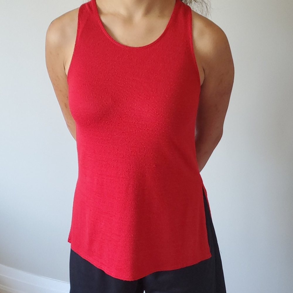 Aritzia Wilfred sleeveless top